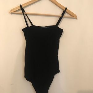 NWOT Brandy Melville Ribbed bodysuit